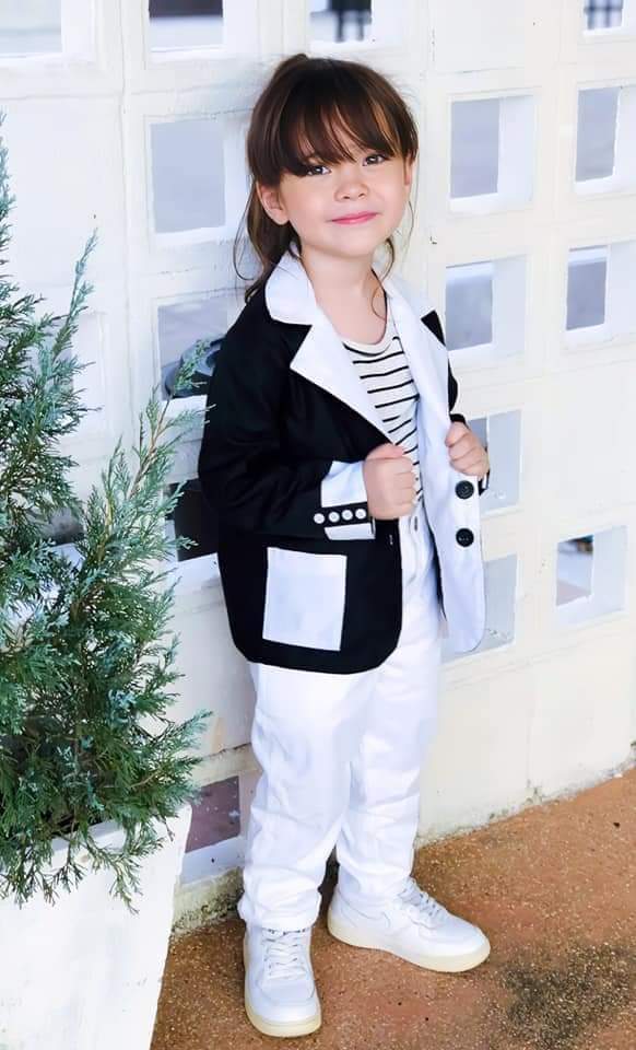 Kids Reversible Suit Set – Two Styles in One (Black & White)