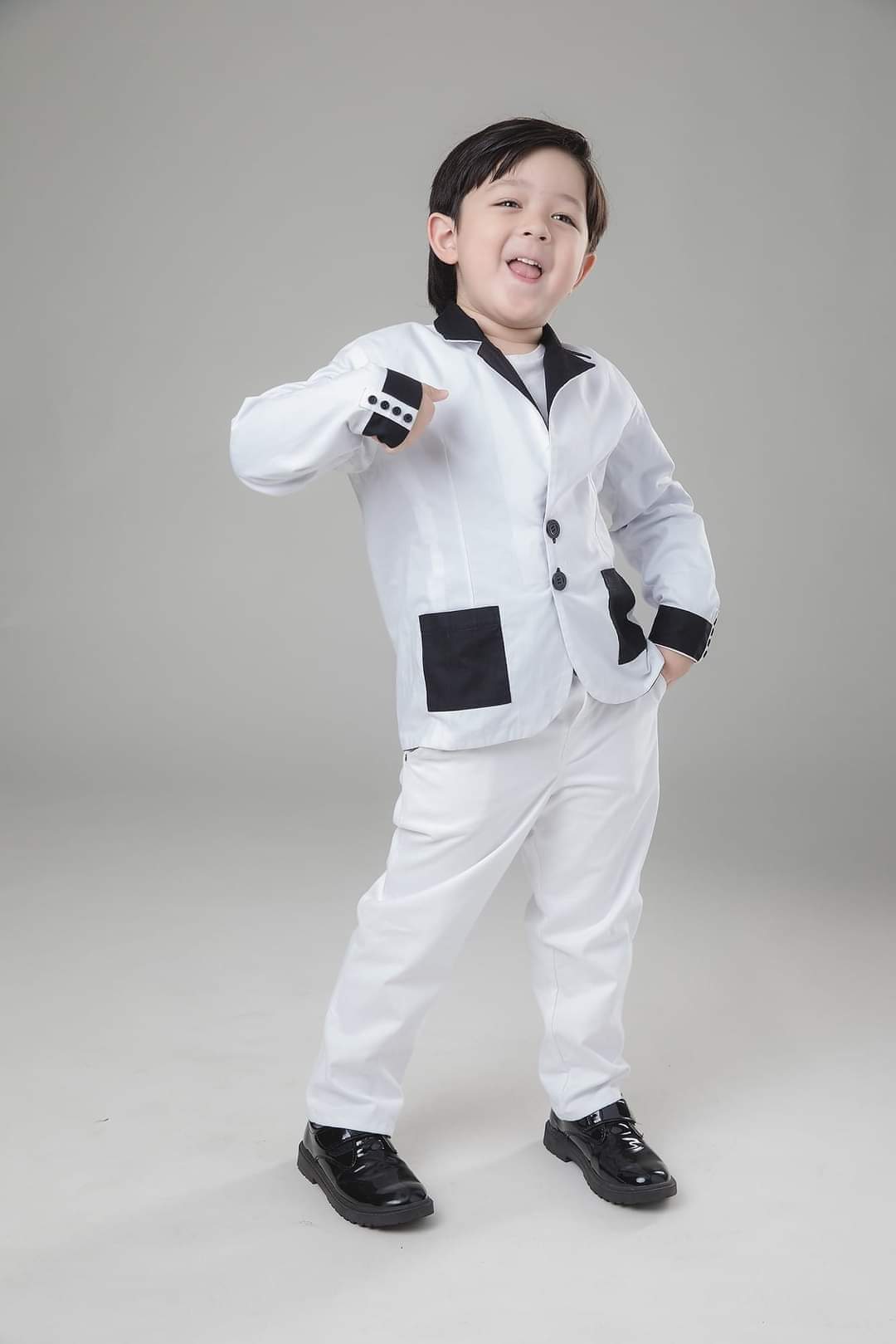 Kids Reversible Suit Set – Two Styles in One (Black & White)