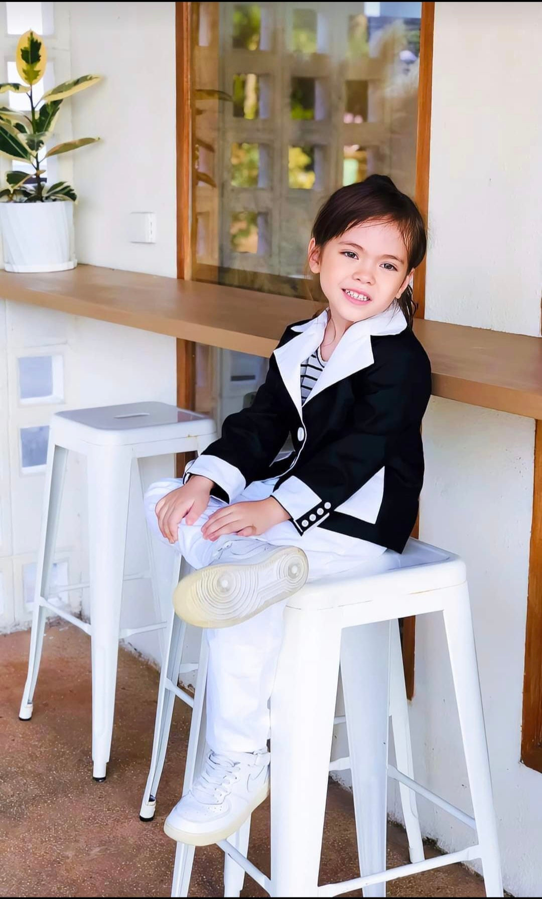 Kids Reversible Suit Set – Two Styles in One (Black & White)