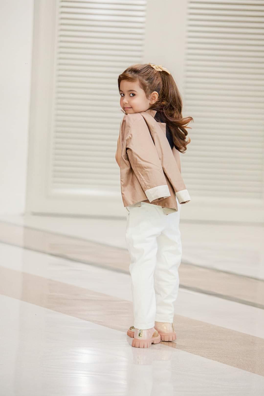 Kids Reversible Suit Set – Two Styles in One (Brown & Beige)